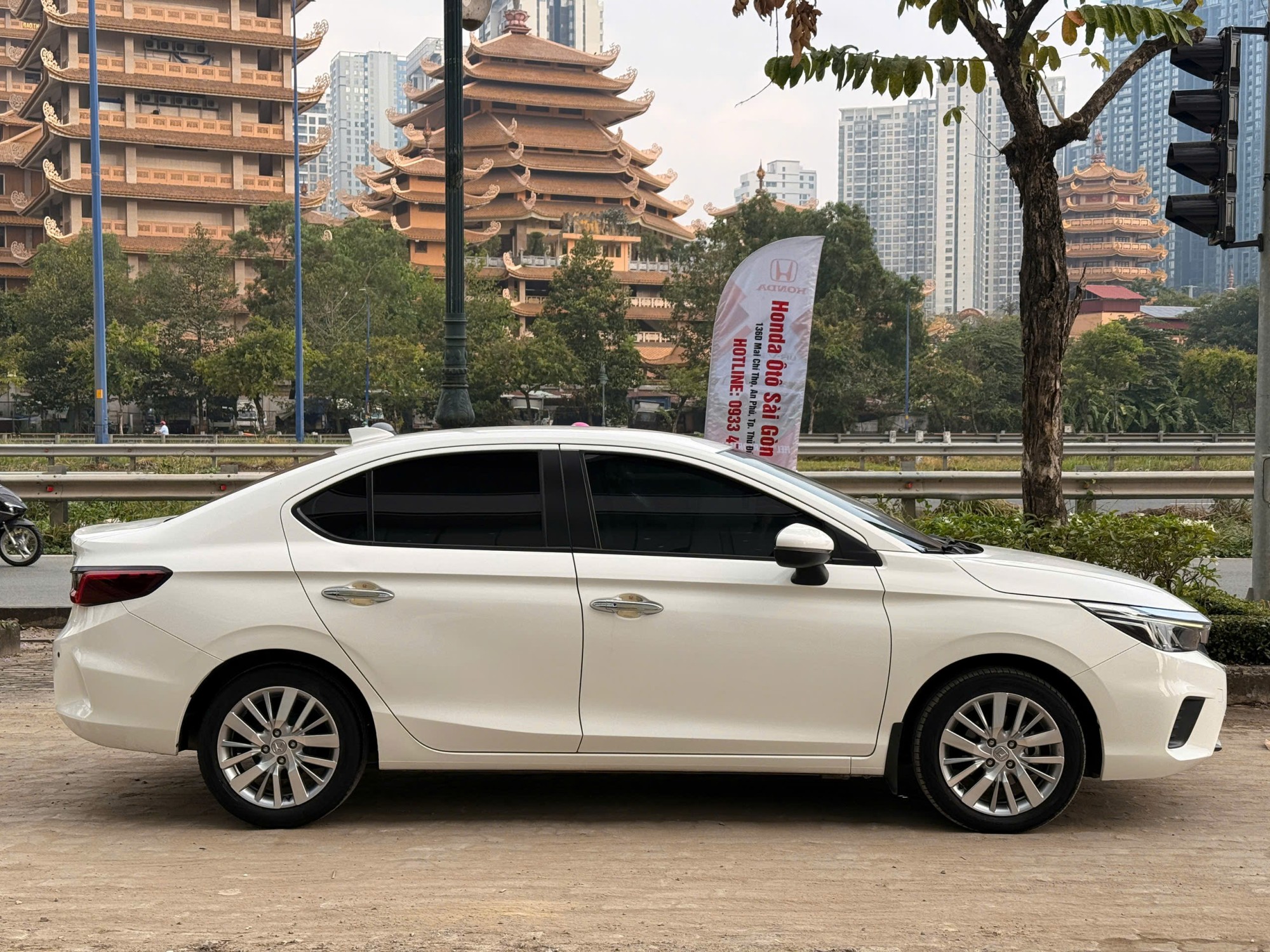 Honda City L màu Trắng Xe đã qua sử dụng tại Honda Quận 2